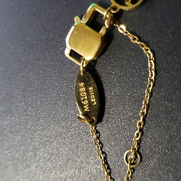 Louis Vuitton necklace with box and bag LE 0115 - Picture 13 of 17